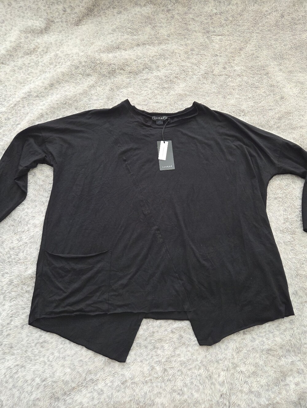 NWT LUUKAA Greta Asymmetrical Jersey Blouse Black Top Size 4/5 (L-XL)